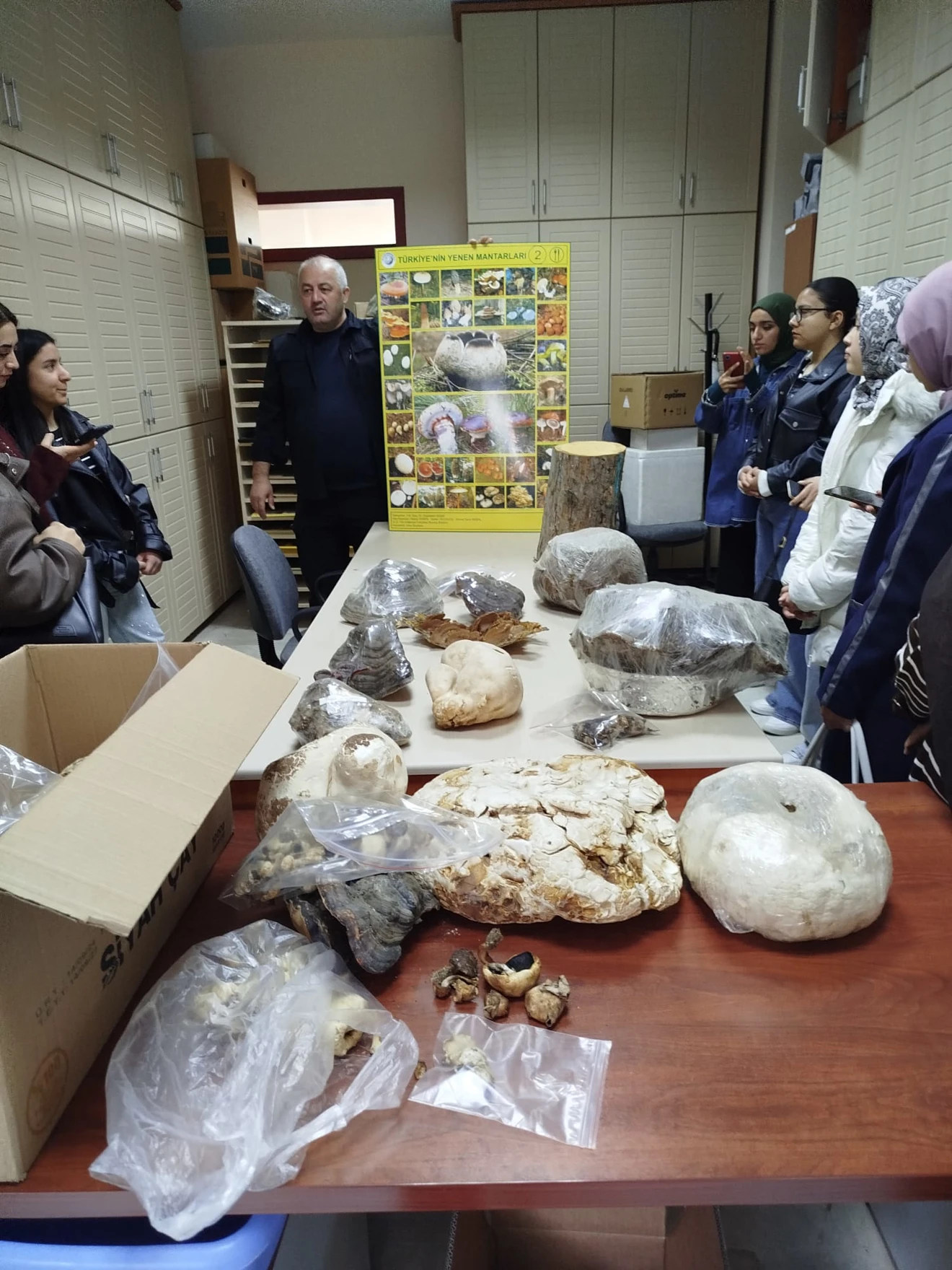 MANTARCILIK UYGULAMA VE ARAŞTIRMA MERKEZİNE TEKNİK GEZİ